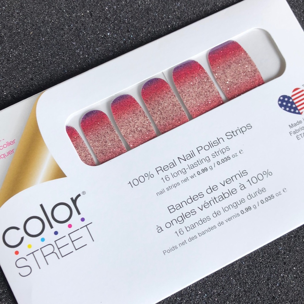 💅 5/$48 💅 Nuclear Fuchsian, Color Street Nail Strips